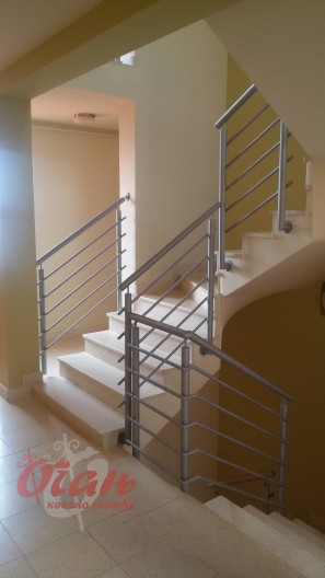 Staircases / S4-017
