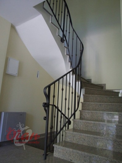 Staircases / S6-001