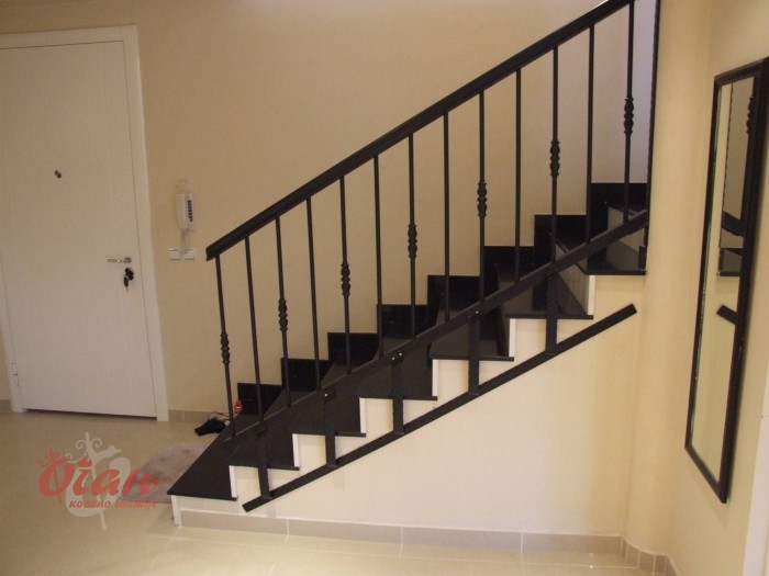 Staircases / S6-009